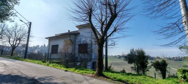 casa indipendente in vendita a San Damiano al Colle in zona Santa Giuliana