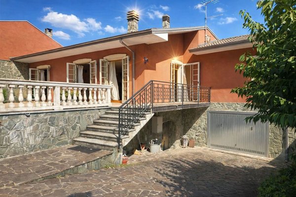 casa indipendente in vendita a San Damiano al Colle in zona Santa Giuliana