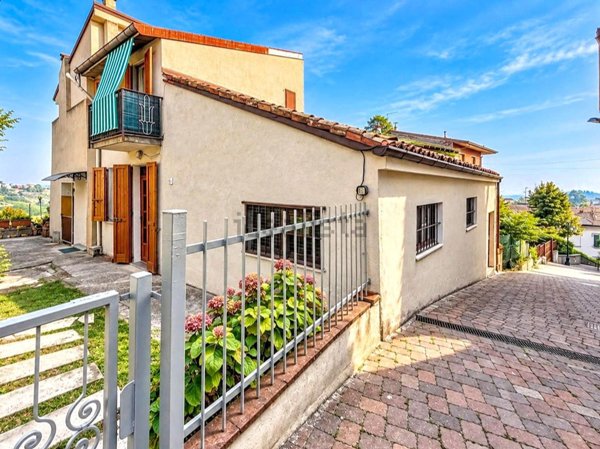 casa indipendente in vendita a San Damiano al Colle in zona Santa Giuliana