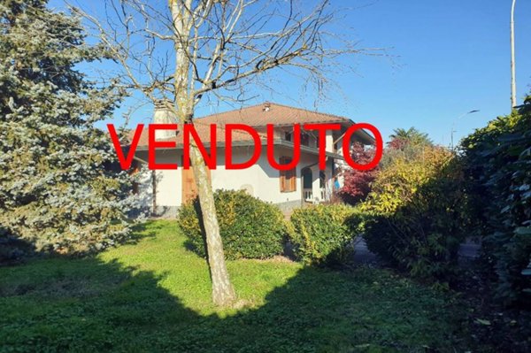 casa indipendente in vendita a San Genesio ed Uniti