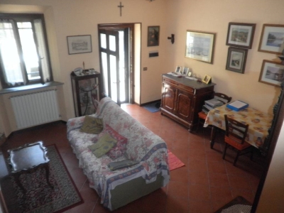 casa semindipendente in vendita a San Genesio ed Uniti