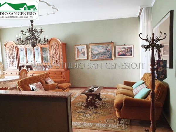 casa indipendente in vendita a San Genesio ed Uniti