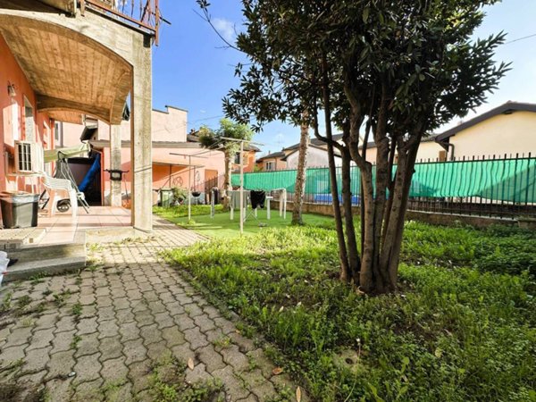 casa indipendente in vendita a San Genesio ed Uniti