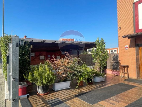 negozio in vendita a San Genesio ed Uniti