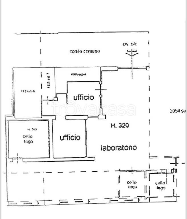 locale commerciale in vendita a San Genesio ed Uniti
