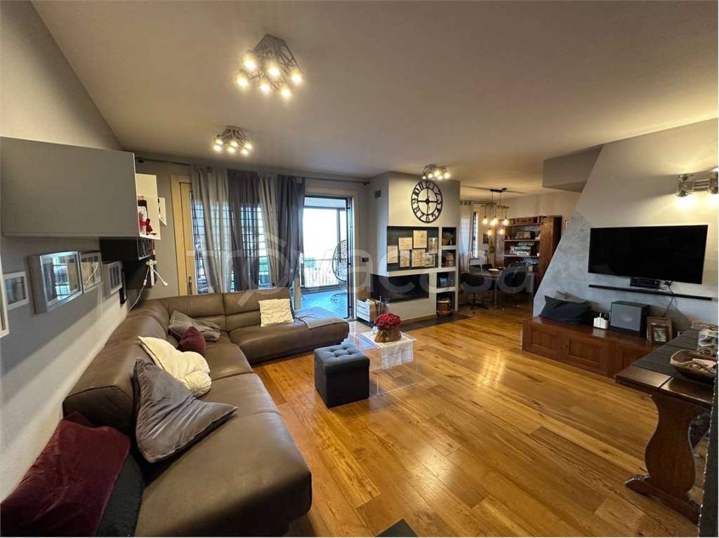 appartamento in vendita a San Genesio ed Uniti