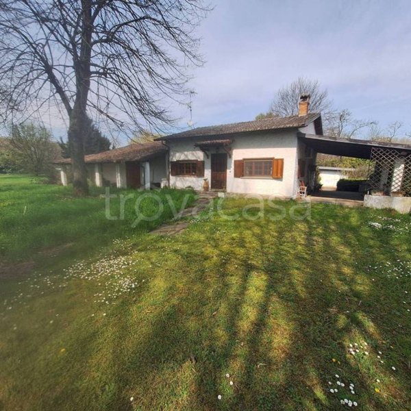 casa indipendente in vendita a San Genesio ed Uniti