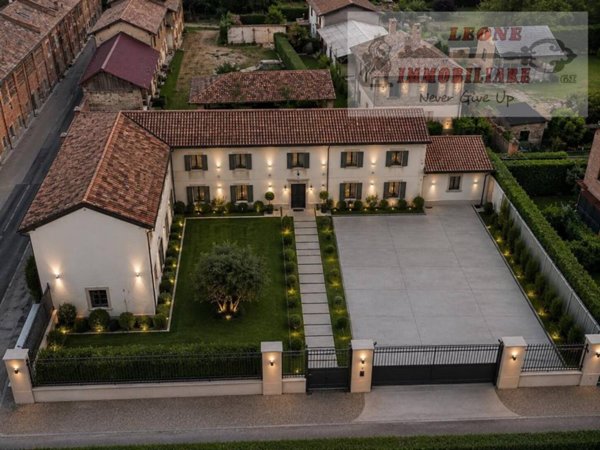 casa indipendente in vendita a San Genesio ed Uniti in zona Ponte Carate