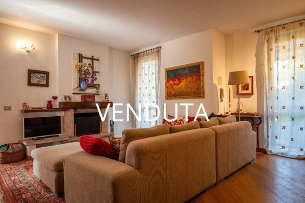 casa indipendente in vendita a San Genesio ed Uniti
