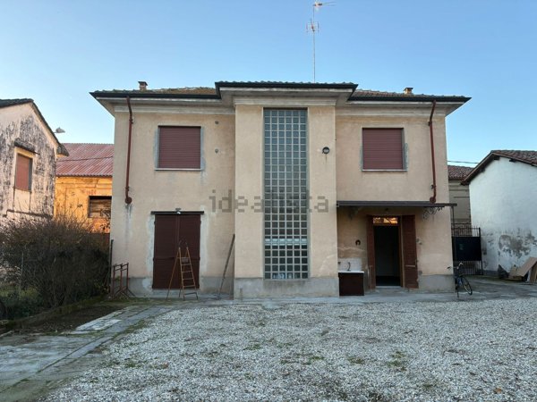 casa indipendente in vendita a San Giorgio di Lomellina