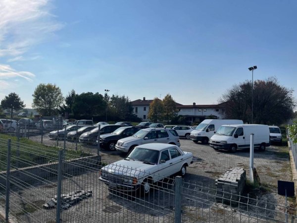 negozio in vendita a San Martino Siccomario