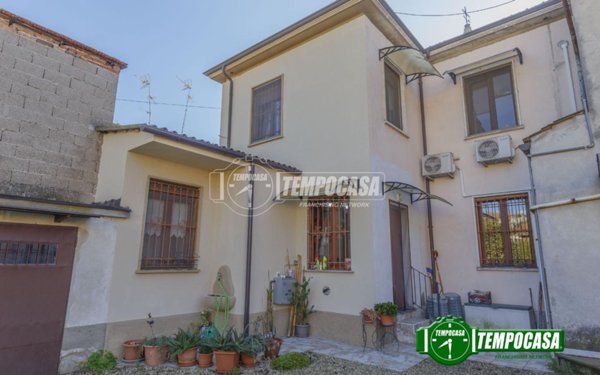 casa indipendente in vendita a San Martino Siccomario