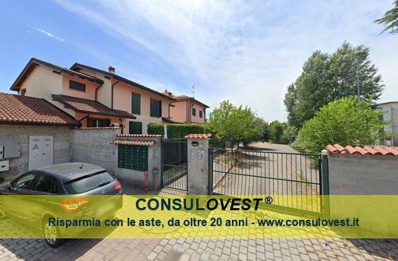 casa indipendente in vendita a San Martino Siccomario