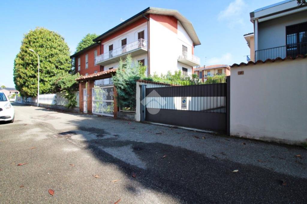 casa indipendente in vendita a San Martino Siccomario