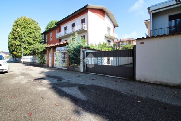 casa indipendente in vendita a San Martino Siccomario