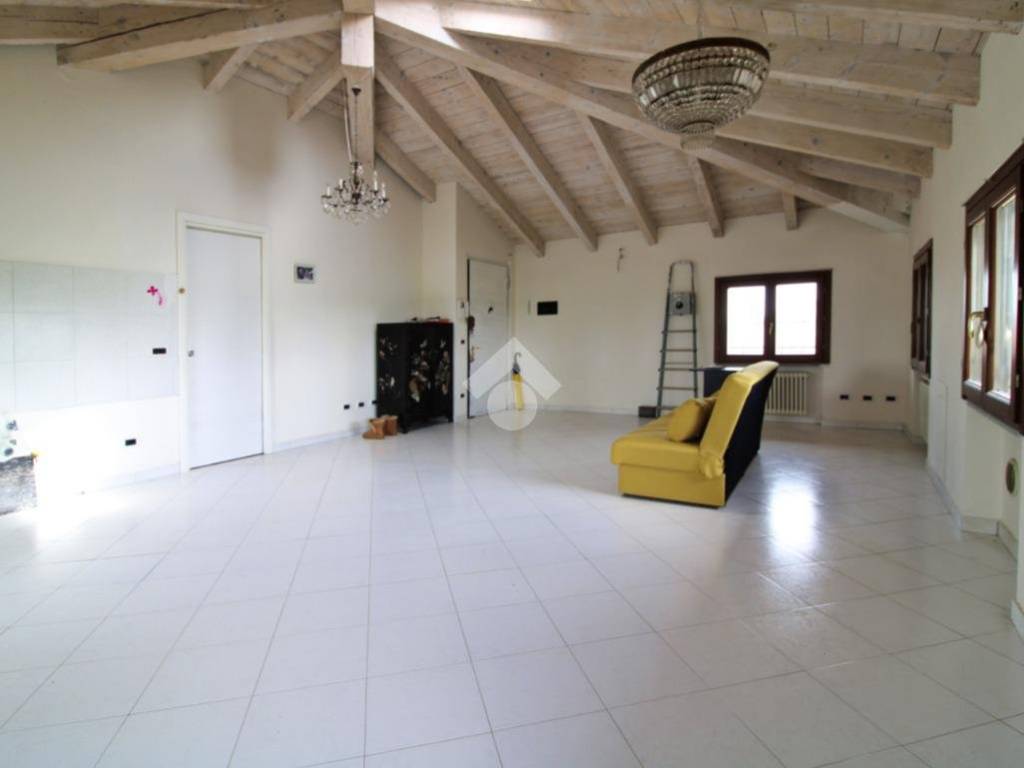 appartamento in vendita a San Martino Siccomario