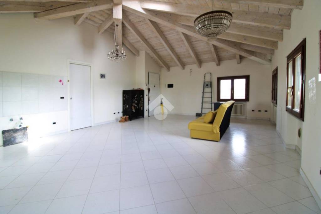 appartamento in vendita a San Martino Siccomario