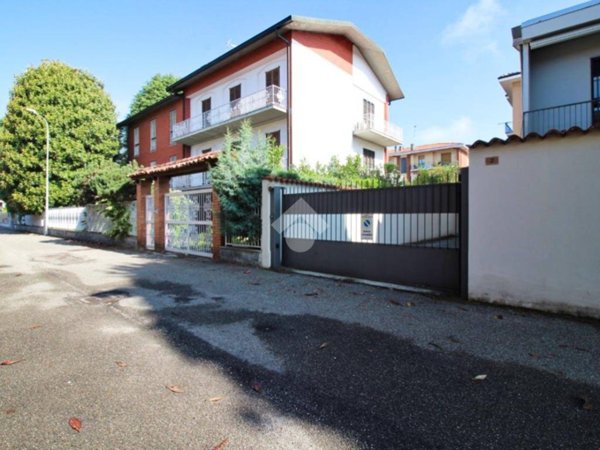 casa indipendente in vendita a San Martino Siccomario