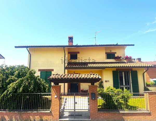 casa indipendente in vendita a San Martino Siccomario