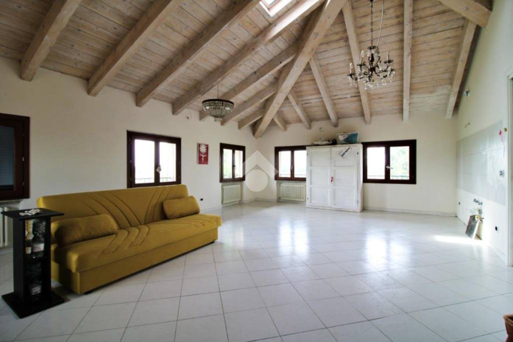 appartamento in vendita a San Martino Siccomario