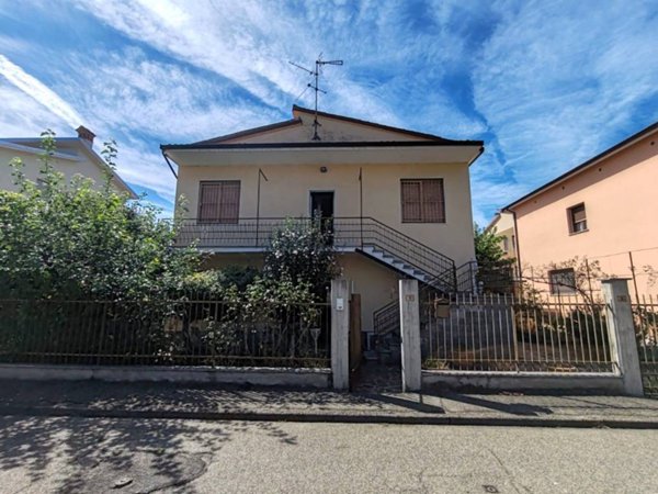casa indipendente in vendita a San Martino Siccomario