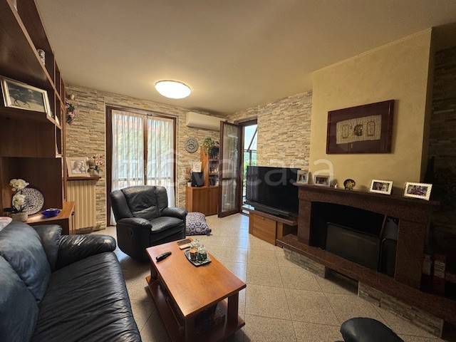 casa indipendente in vendita a San Martino Siccomario