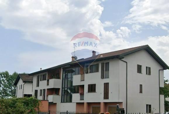 appartamento in vendita a San Martino Siccomario in zona Case Nuove