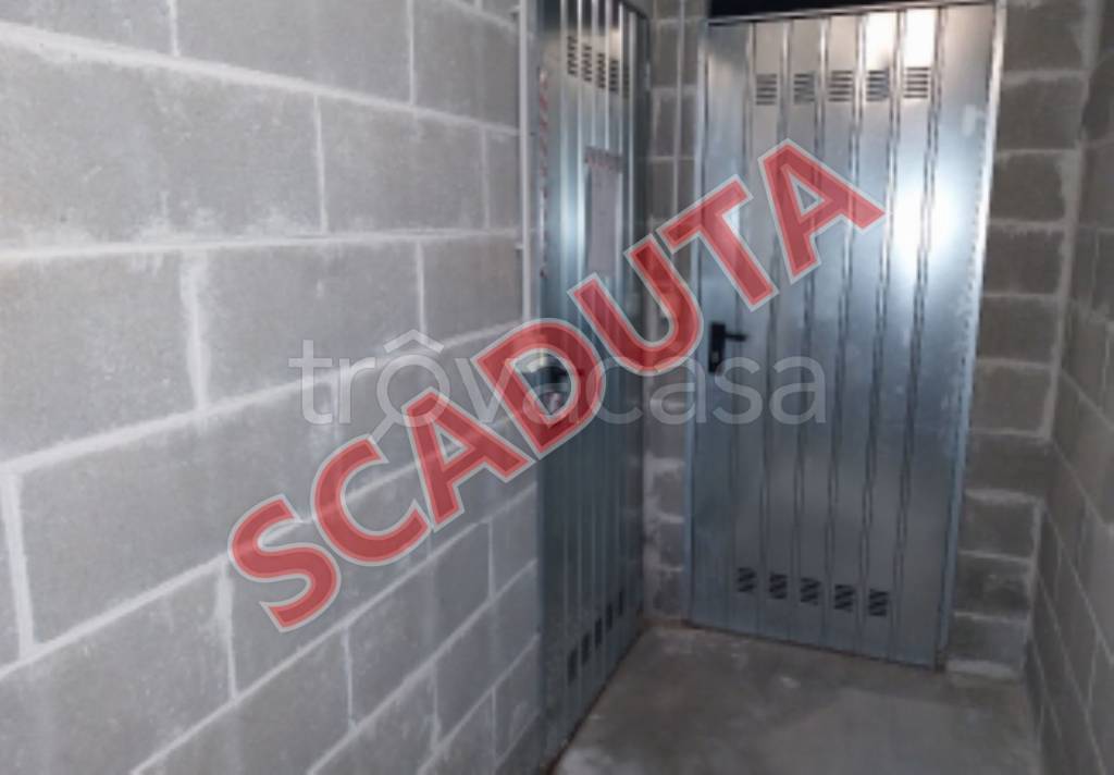 negozio in vendita a San Martino Siccomario