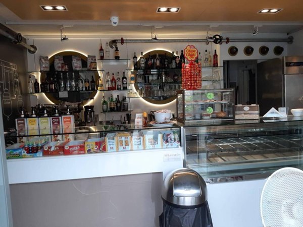 negozio in vendita a San Martino Siccomario