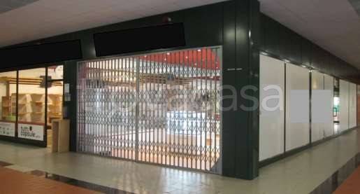 negozio in vendita a San Martino Siccomario