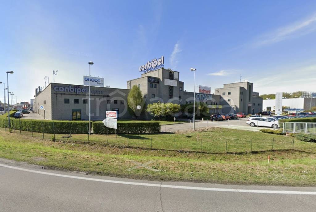 negozio in vendita a San Martino Siccomario