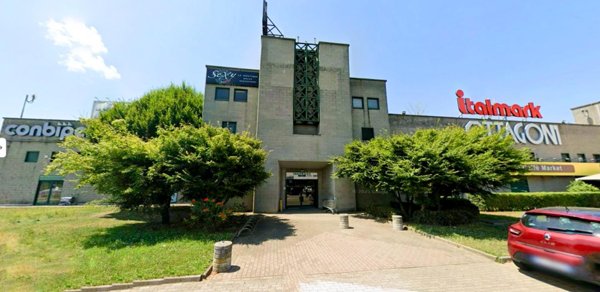 negozio in vendita a San Martino Siccomario