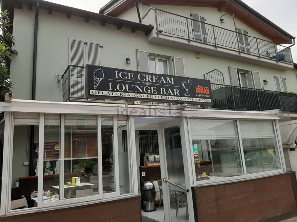 negozio in vendita a San Martino Siccomario