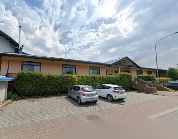 negozio in vendita a San Martino Siccomario