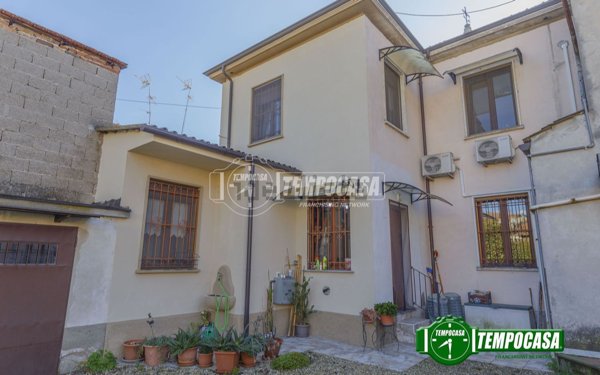 quadrivano in vendita a San Martino Siccomario