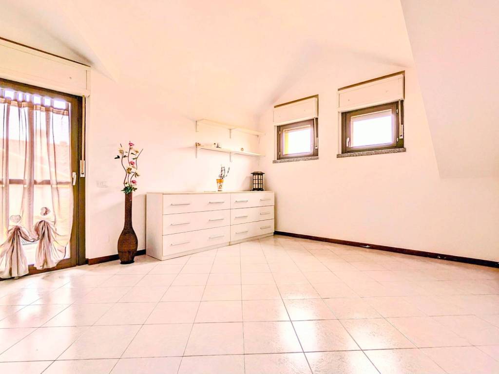 appartamento in vendita a San Martino Siccomario in zona Bivio Cava