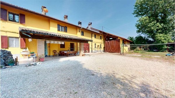 pentavano in vendita a San Martino Siccomario