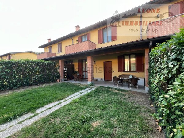 casa indipendente in vendita a San Martino Siccomario