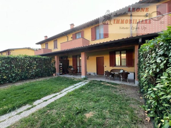 casa indipendente in vendita a San Martino Siccomario