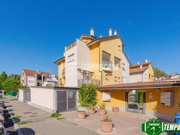 appartamento in vendita a San Martino Siccomario in zona Bivio Cava