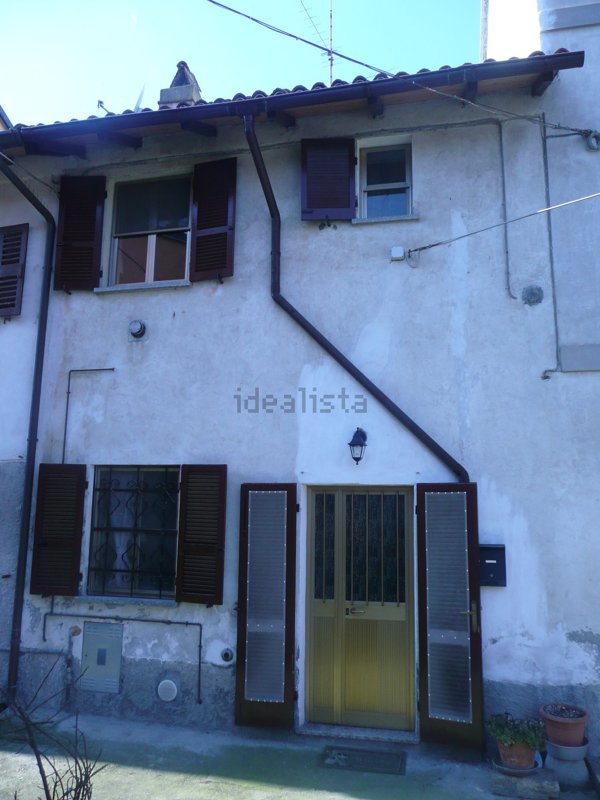 casa indipendente in vendita a Sannazzaro de' Burgondi