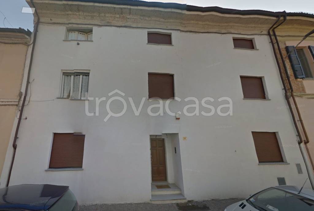casa indipendente in vendita a Sannazzaro de' Burgondi