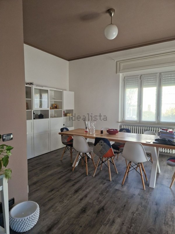 casa indipendente in vendita a Sannazzaro de' Burgondi