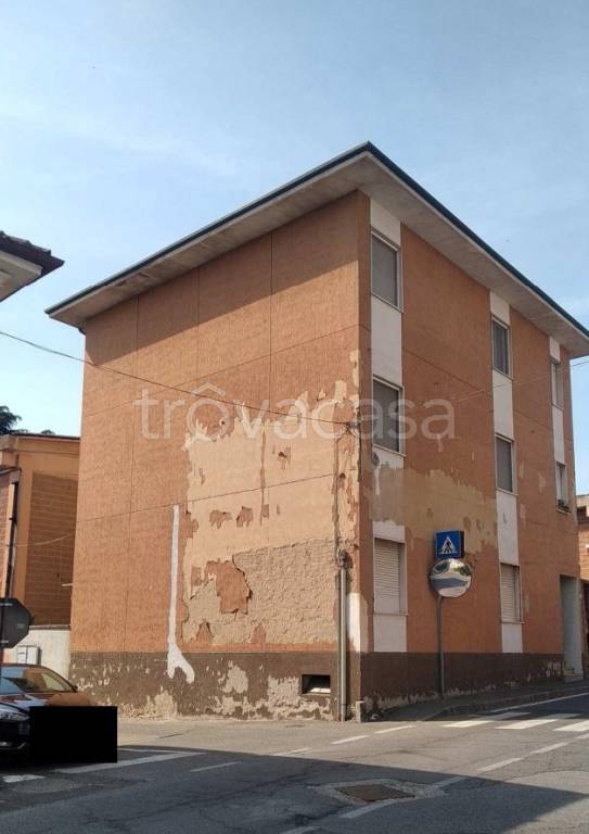 appartamento in vendita a Sannazzaro de' Burgondi