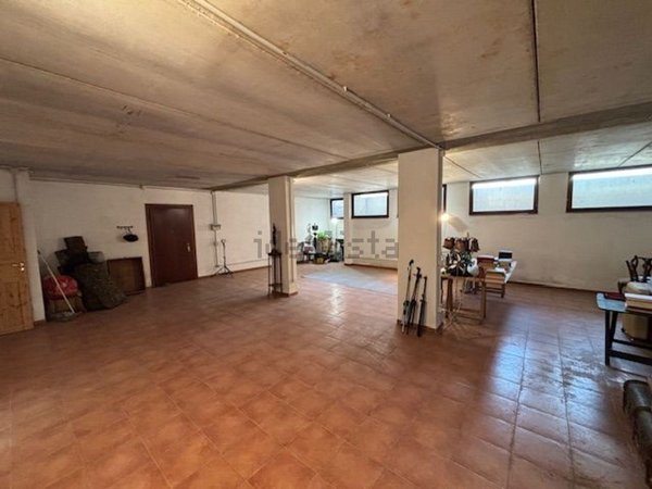 casa semindipendente in vendita a Sannazzaro de' Burgondi