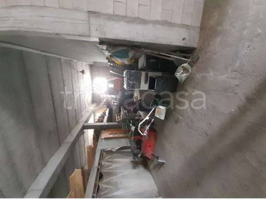 casa indipendente in vendita a Sannazzaro de' Burgondi