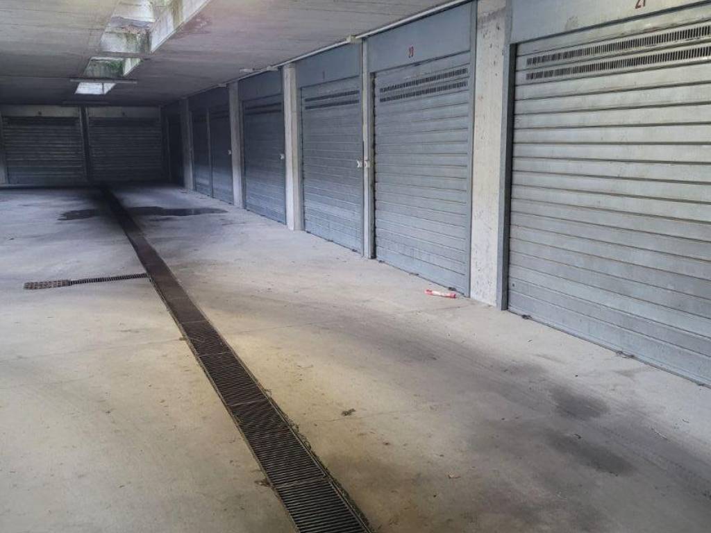 casale in vendita a Sannazzaro de' Burgondi