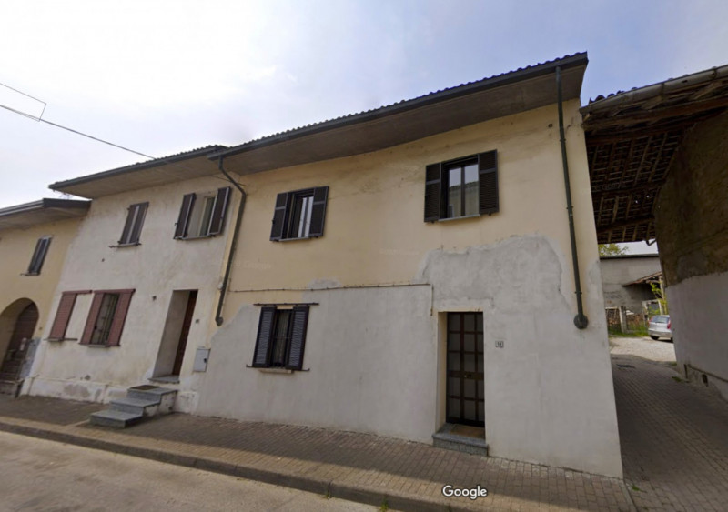 casa indipendente in vendita a Sannazzaro de' Burgondi