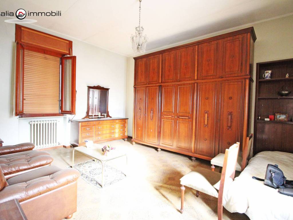 casa indipendente in vendita a Sannazzaro de' Burgondi