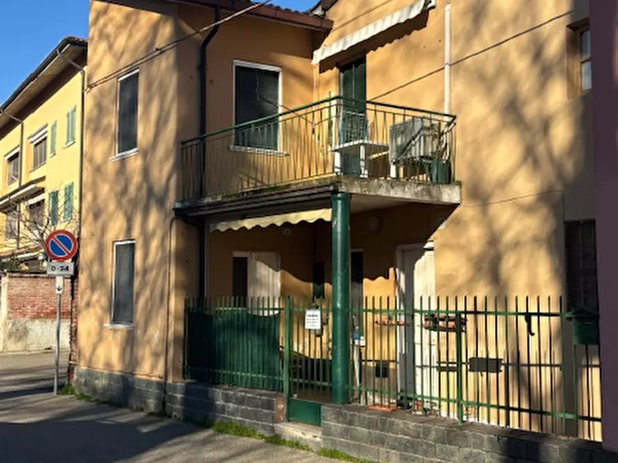 casa indipendente in vendita a Sannazzaro de' Burgondi